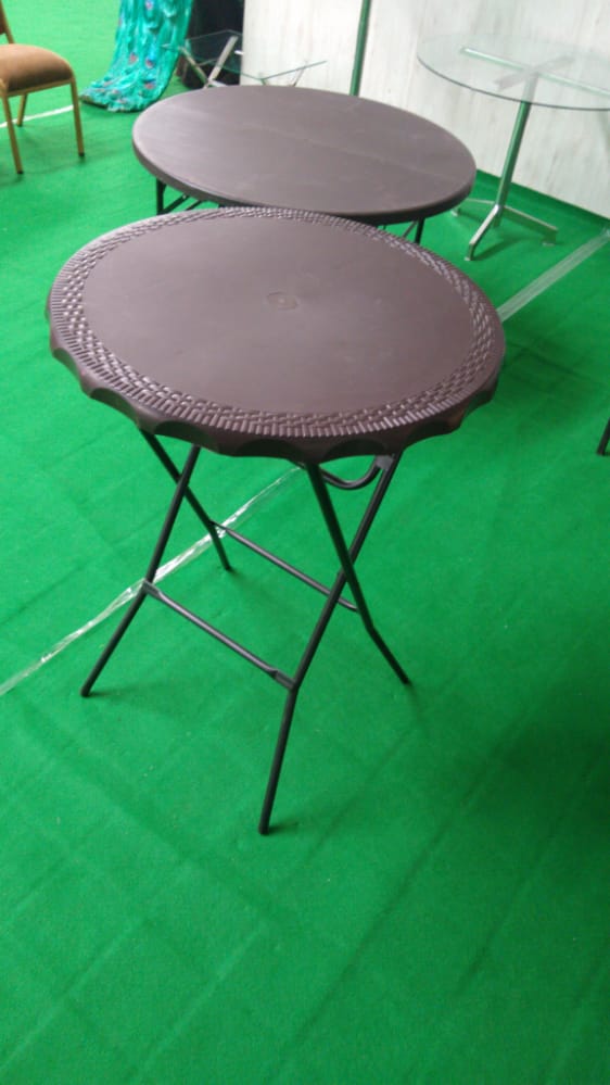 IMG-20220907-WA0010 Bar table for rent