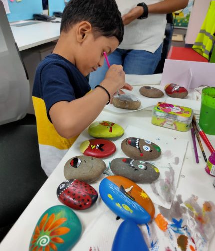 Pebble Artsit for events